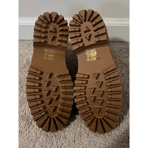 Madewell The Henry Suede Pull On Lugsole Ankle Boot Distant Sand Women's Size 6 - Picture 10 of 10